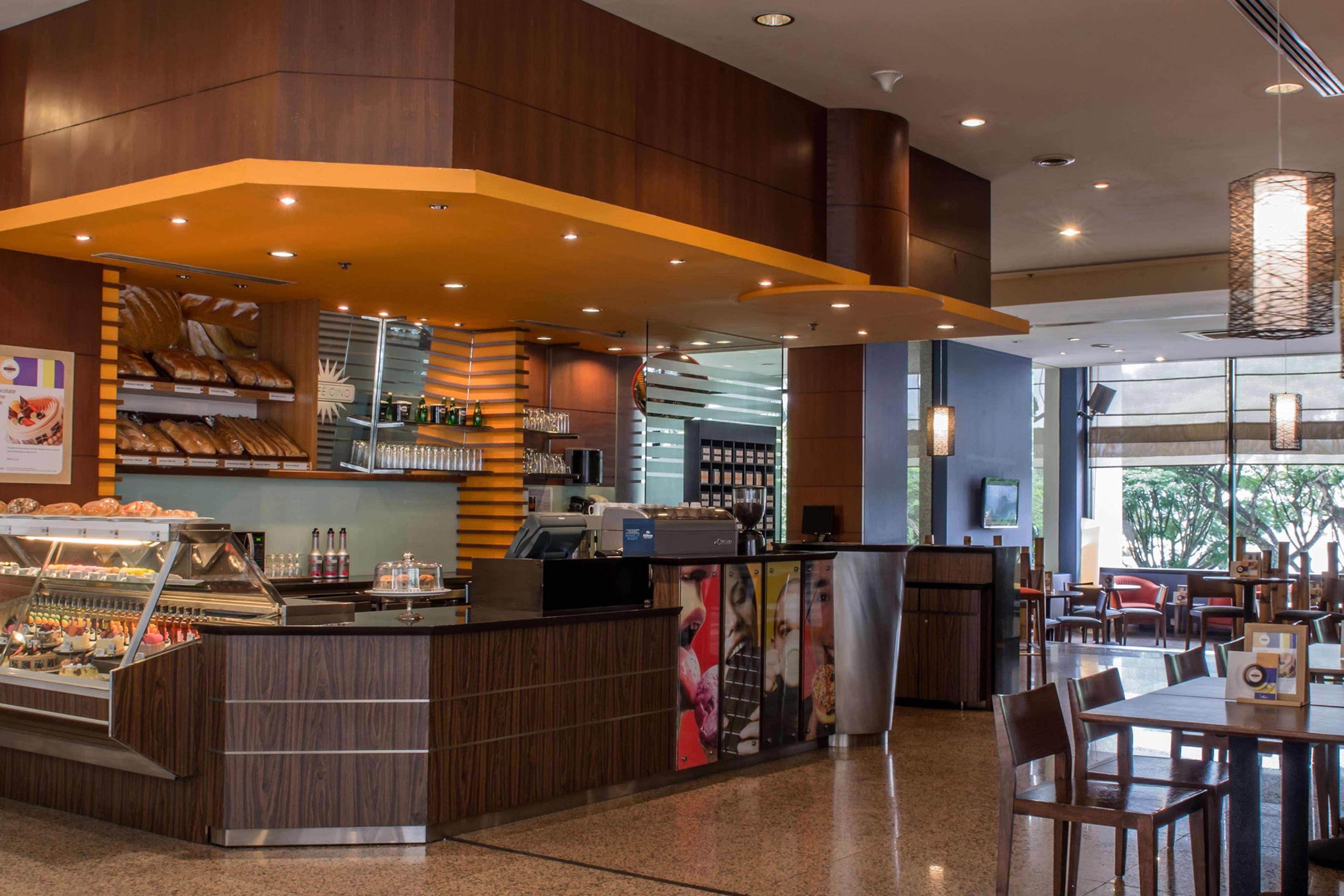 Hotel Hilton Kuching